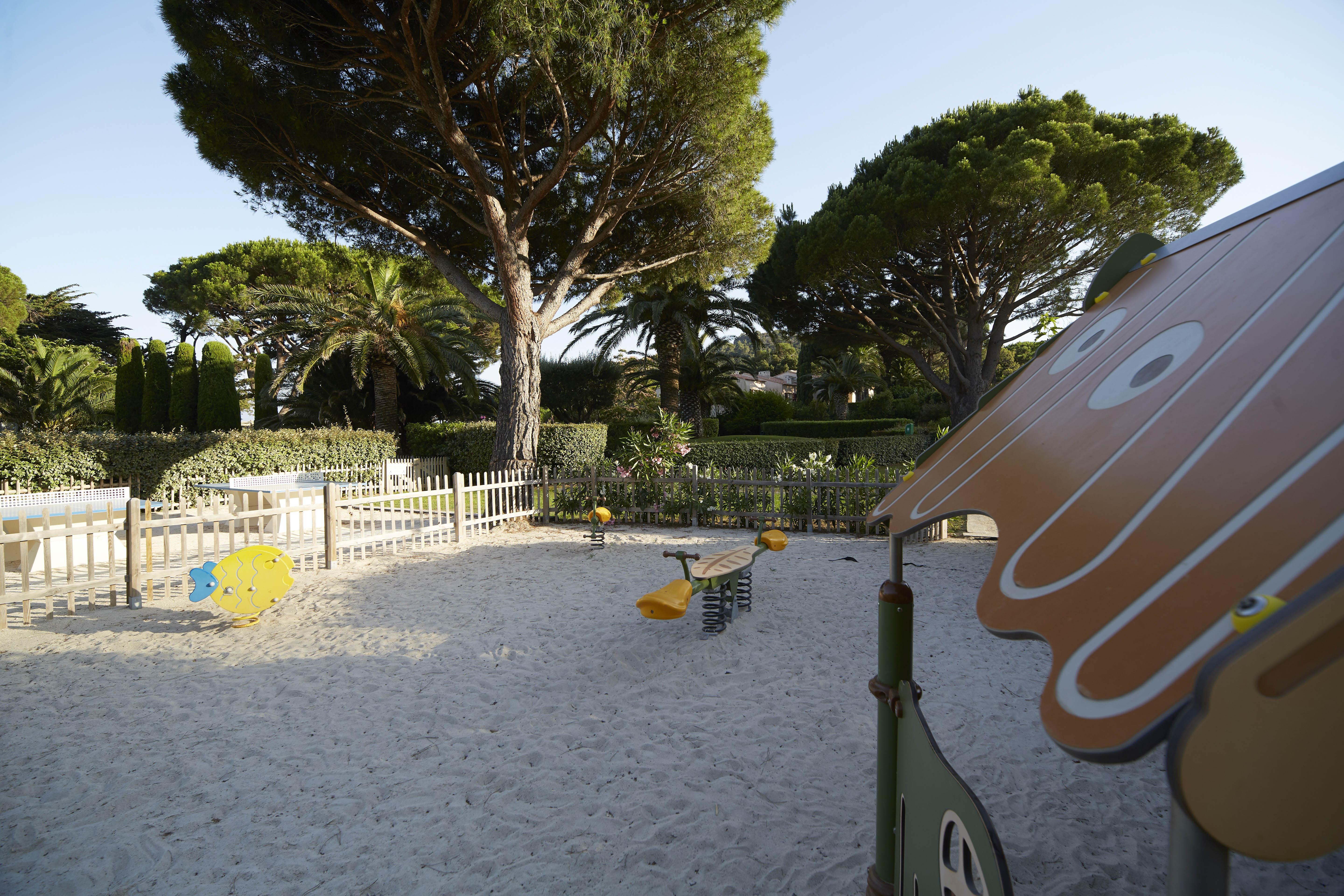 Residence Pierre & Vacances L'Anse De Pramousquier ル・ラヴァンドゥー エクステリア 写真