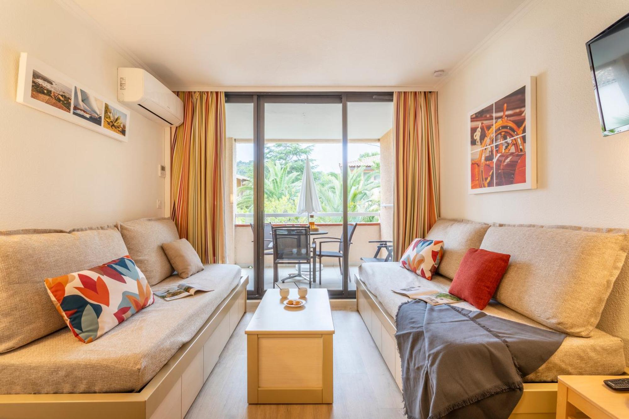 Residence Pierre & Vacances L'Anse De Pramousquier ル・ラヴァンドゥー エクステリア 写真